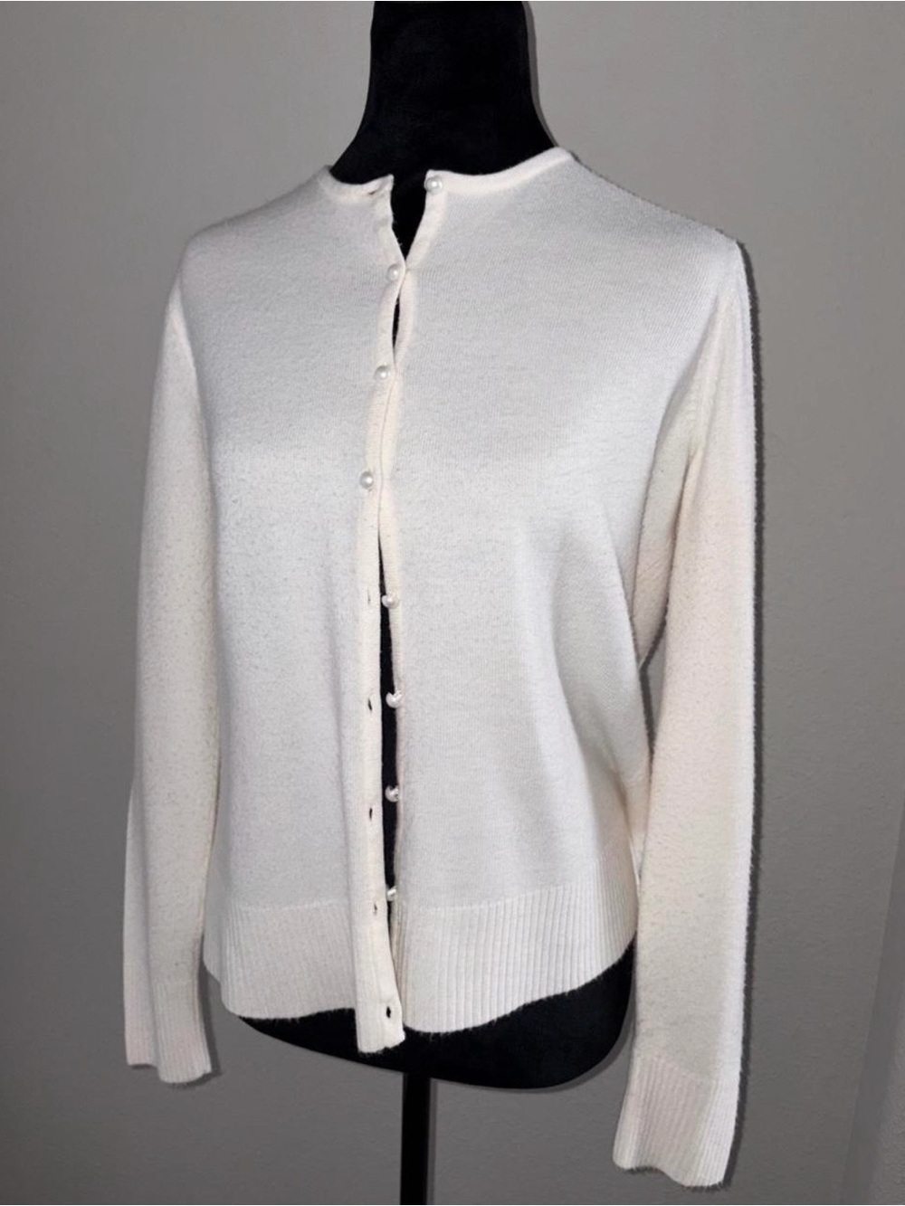Carolyn Taylor Pearl Button Cream Cardigan